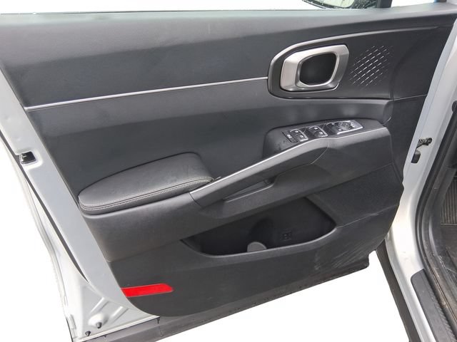 Used 2026 Kia Sorento EX FWD image 11