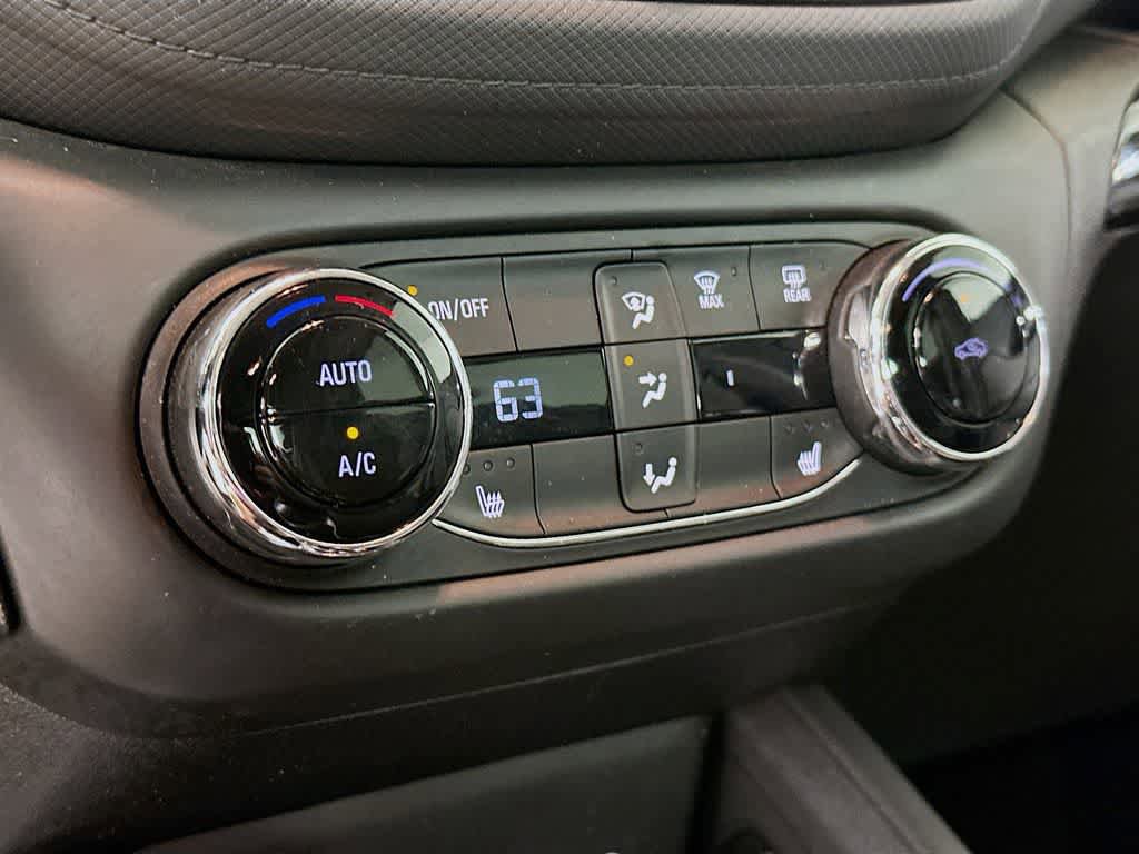 Used 2023 Chevrolet TrailBlazer LT w/ Convenience Package FWD image 17