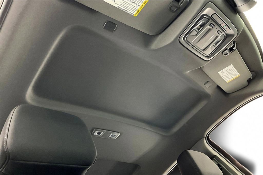 Used 2024 GMC Sierra 1500 Elevation image 23