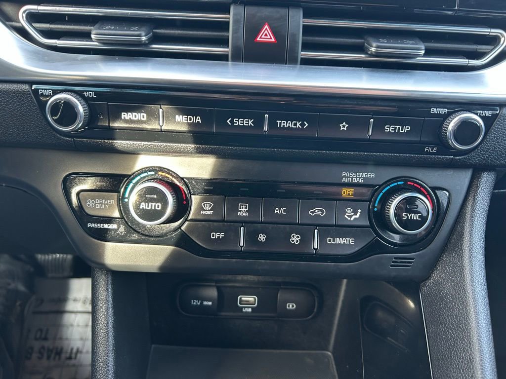 Used 2022 Kia Niro LXS image 27