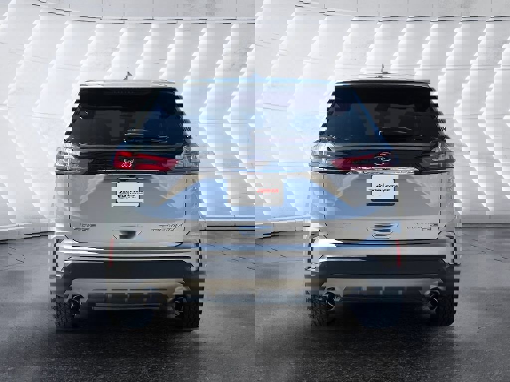 Certified 2019 Ford Edge Titanium w/ Equipment Group 301A image 5