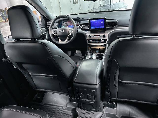 Certified 2024 Ford Explorer XLT w/ Equipment Group 202A AWD/4WD image 20