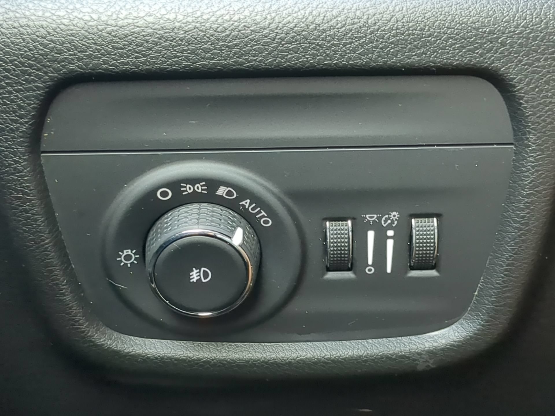 Used 2021 Jeep Grand Cherokee L Limited AWD/4WD image 66