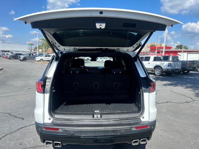 Used 2025 GMC Acadia AT4 w/ Luxury Package AWD/4WD image 9