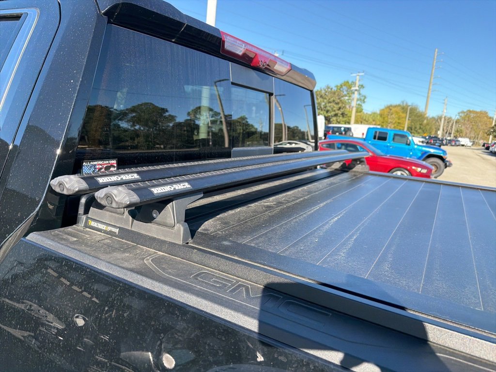 Used 2025 GMC Sierra 2500 Denali w/ Denali Reserve Package image 12