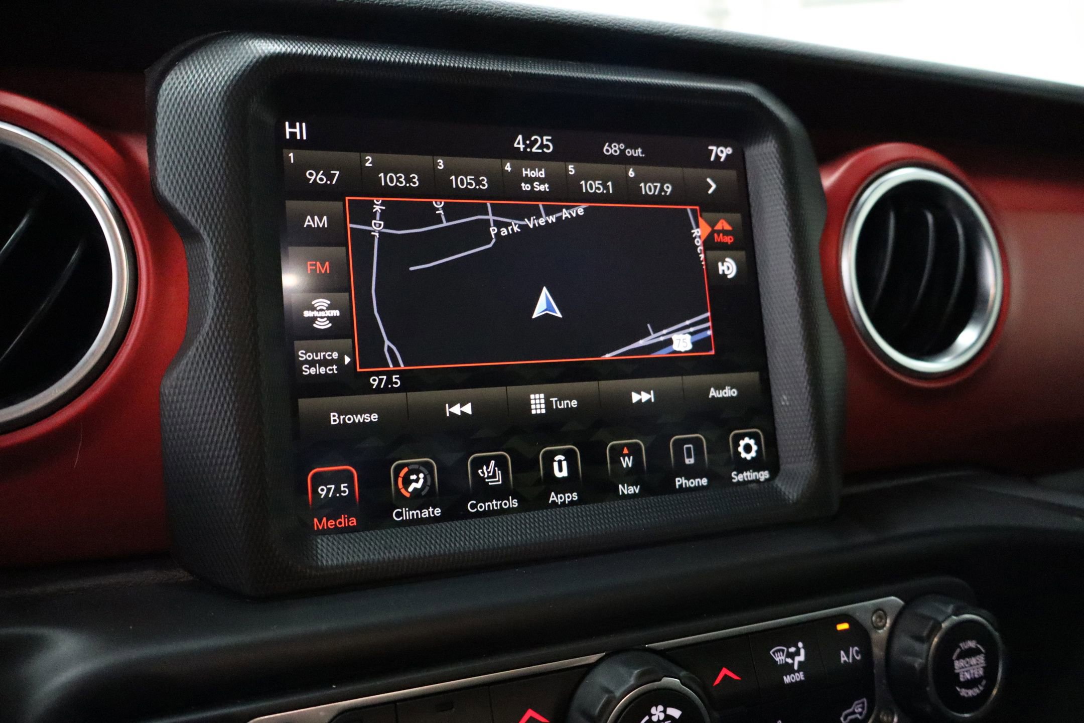 Used 2021 Jeep Gladiator Rubicon image 19