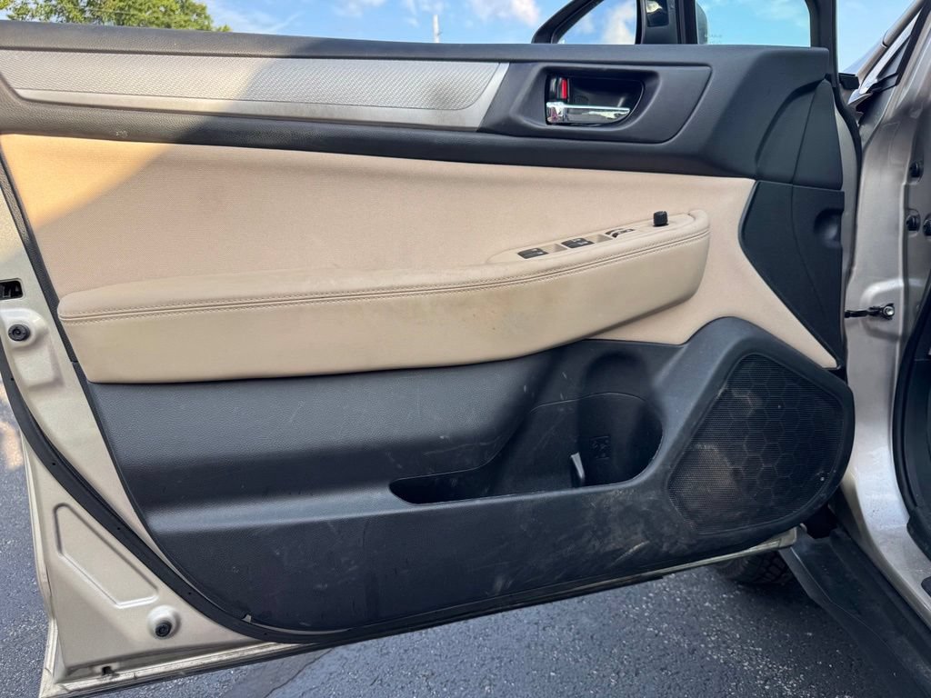 Used 2019 Subaru Outback 2.5i Premium AWD/4WD image 13