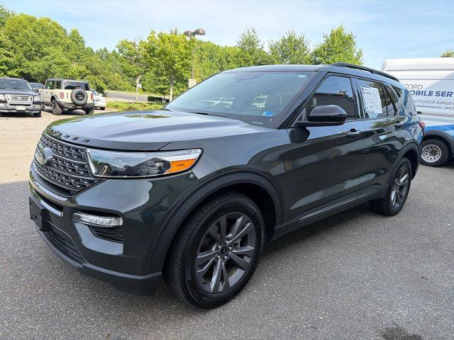 Certified 2024 Ford Explorer XLT w/ Equipment Group 202A AWD/4WD image 4