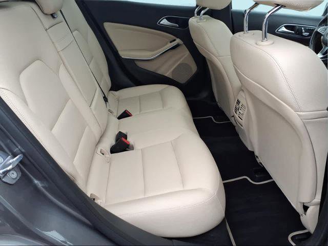 Used 2019 Mercedes-Benz GLA 250 4MATIC image 12