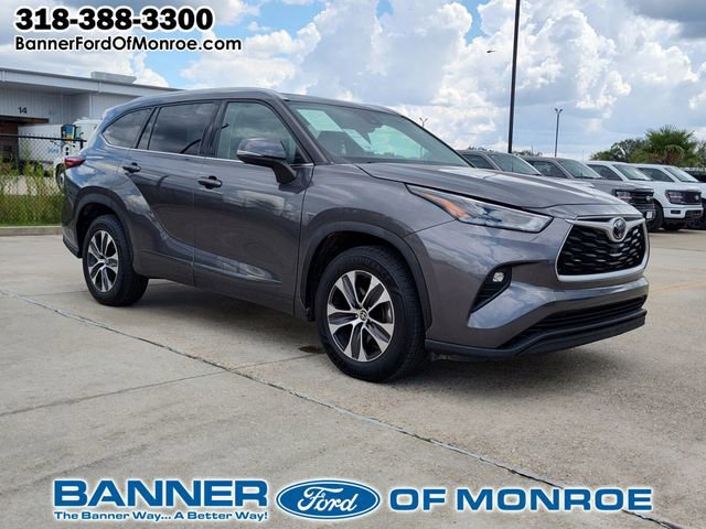 Used 2022 Toyota Highlander XLE