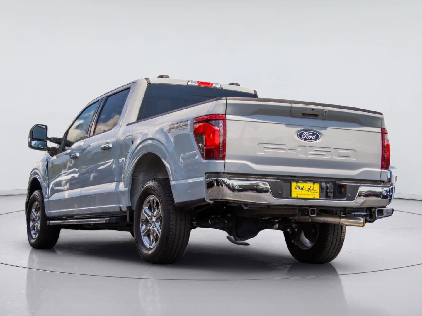 Certified 2024 Ford F150 XLT w/ Equipment Group 302A MID AWD/4WD image 5