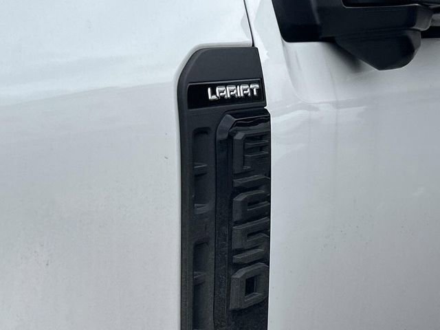 Certified 2024 Ford F250 Lariat w/ Lariat Ultimate Package image 9