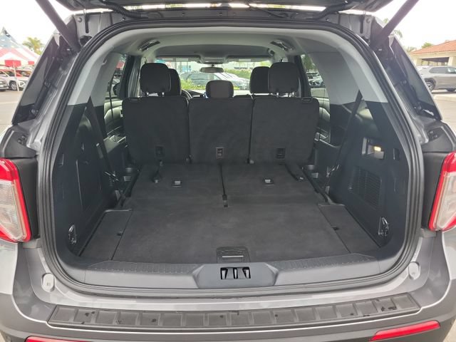 Certified 2023 Ford Explorer XLT RWD image 28