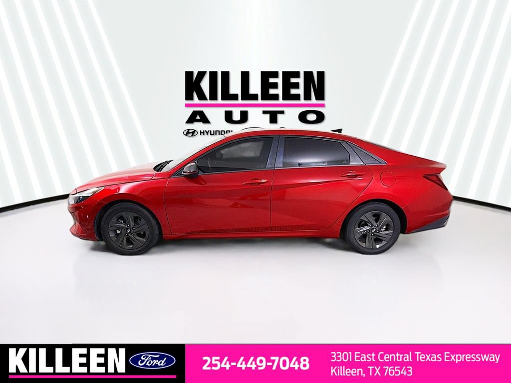 Used 2023 Hyundai Elantra SEL FWD image 4