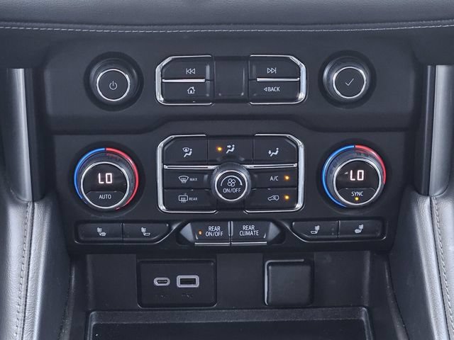 Used 2022 Chevrolet Tahoe Z71 w/ Luxury Package AWD/4WD image 34