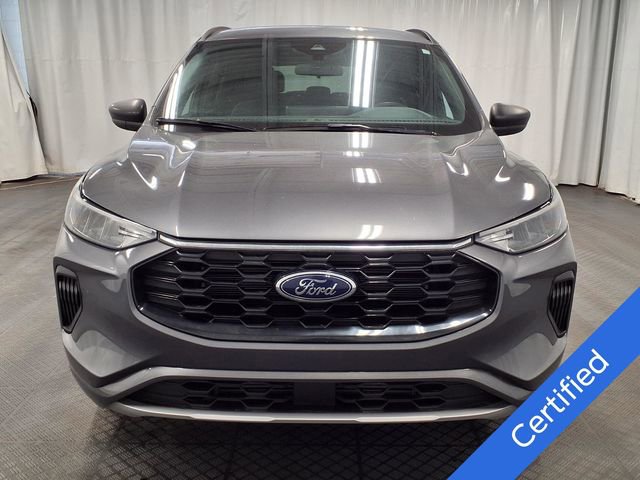 Certified 2023 Ford Escape ST-Line w/ Tech Pack #1 AWD/4WD image 4