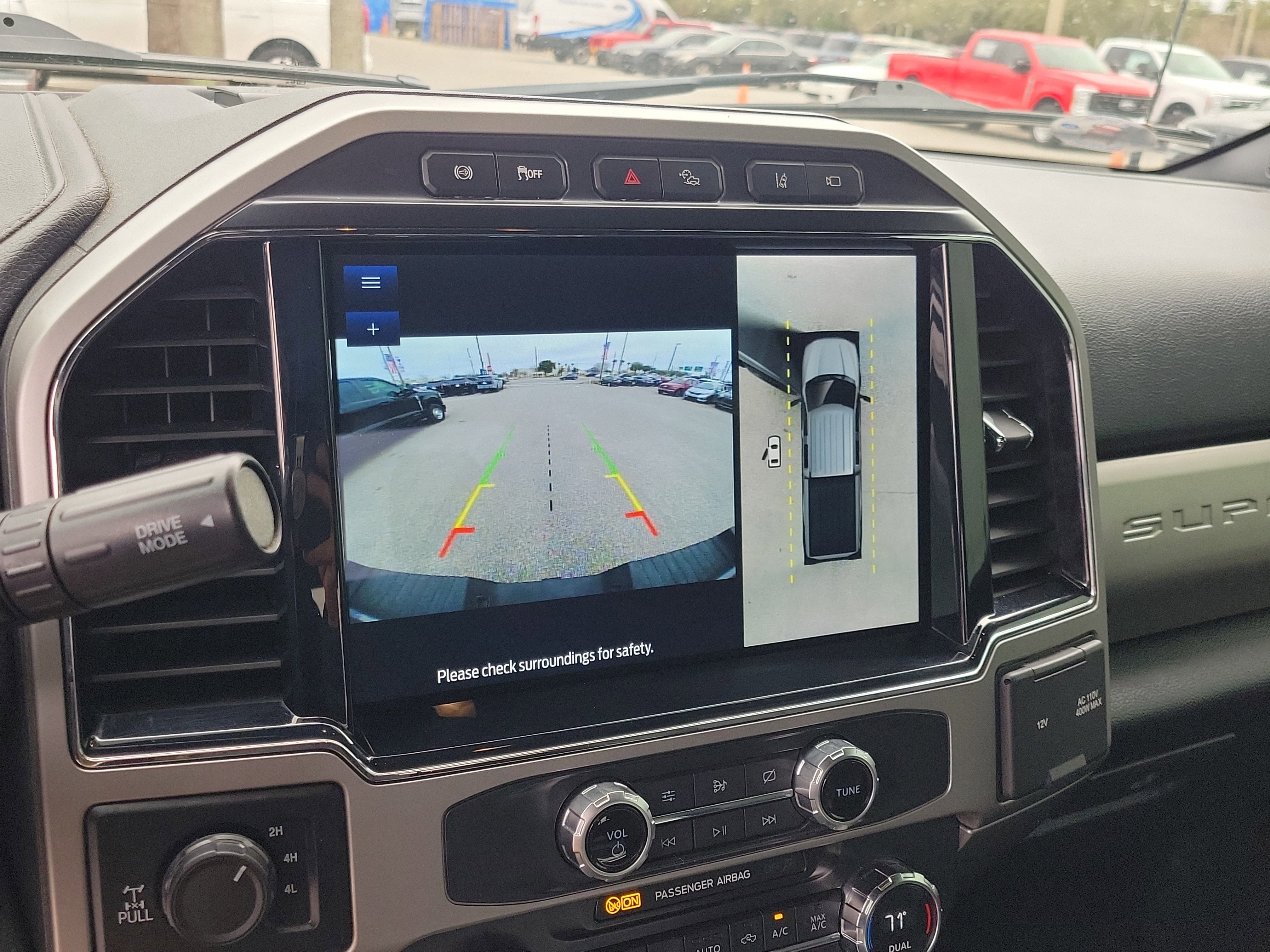 Certified 2022 Ford F250 Lariat w/ Tremor Off-Road Package image 19