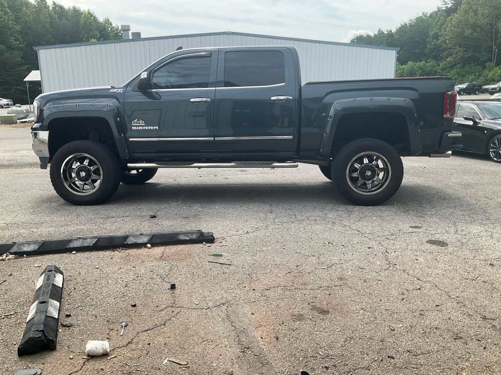 Used 2017 GMC Sierra 1500 SLT w/ Suspension Package, Off-Road AWD/4WD image 8