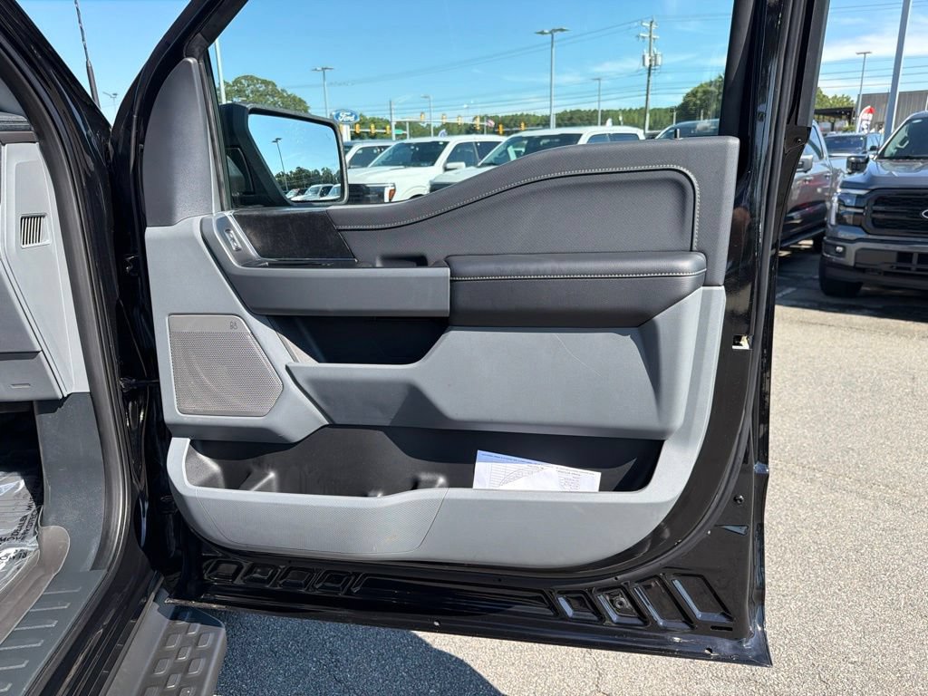 Certified 2025 Ford F150 Lightning Flash AWD/4WD image 24