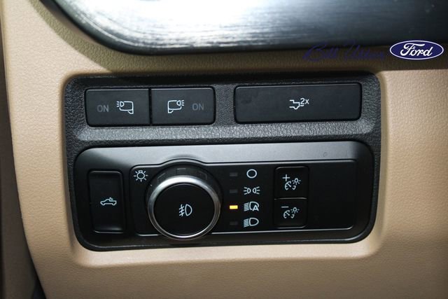 Certified 2023 Ford F250 Lariat w/ Sport Appearance Package image 22