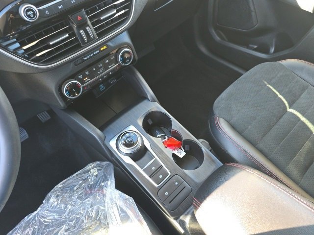 Certified 2022 Ford Escape SEL w/ SEL Stealth AWD Package image 20