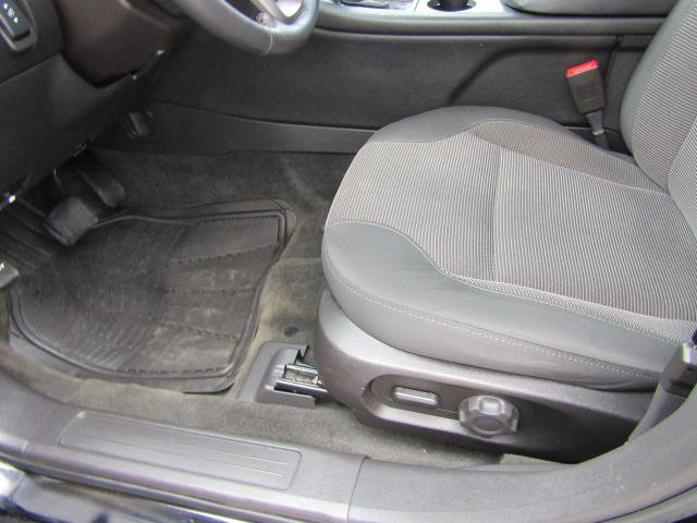 Certified 2018 Ford Taurus SEL image 18