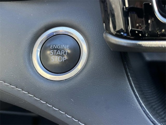 Used 2024 Toyota Highlander LE image 37