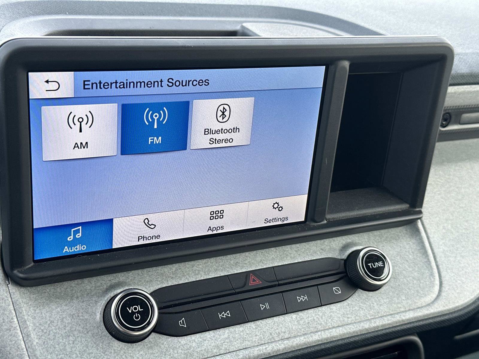 Certified 2022 Ford Maverick XLT w/ XLT Luxury Package image 21