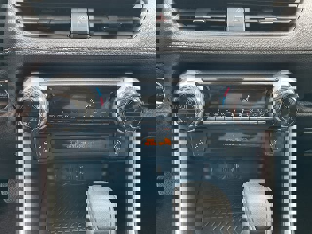 Used 2023 Toyota RAV4 XLE AWD/4WD image 24