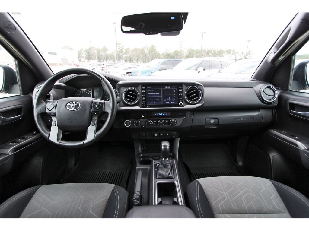 Used 2021 Toyota Tacoma TRD Off-Road AWD/4WD image 12