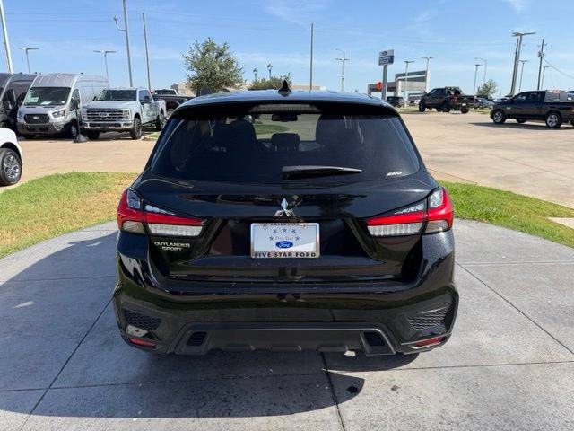 Used 2025 Mitsubishi Outlander Sport AWD image 5