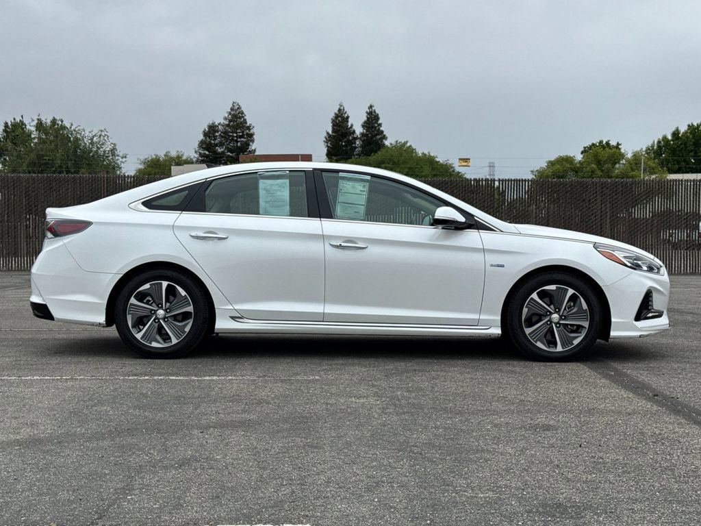 Used 2019 Hyundai Sonata Limited FWD image 2