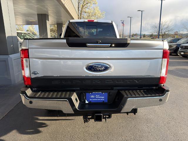Certified 2017 Ford F350 Lariat w/ Camper Package image 3