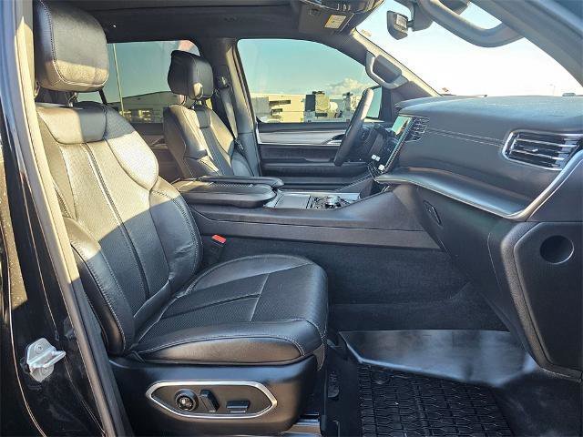 Used 2024 Jeep Wagoneer Series II image 15