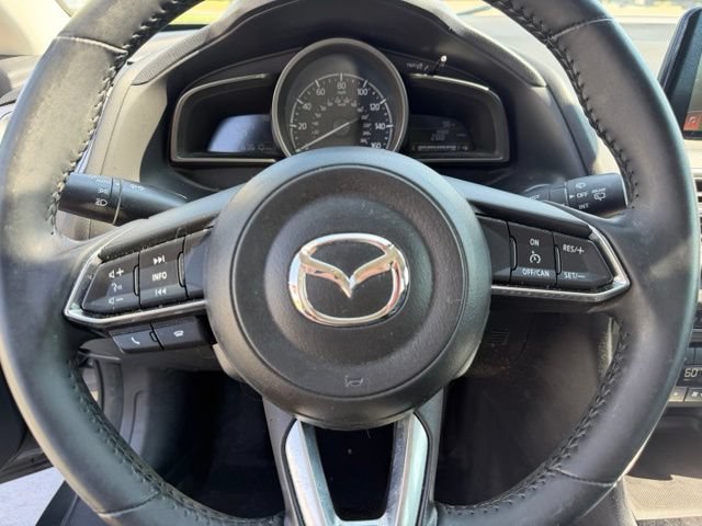 Used 2018 MAZDA MAZDA3 Touring FWD image 13