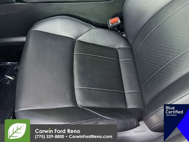 Used 2022 Toyota Venza Limited image 22