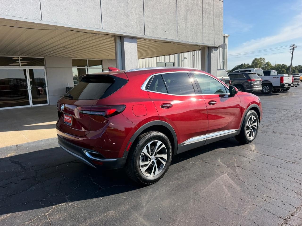 Used 2023 Buick Envision Essence FWD image 3
