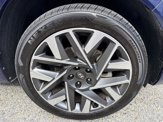 Used 2022 Hyundai Santa Fe Calligraphy FWD image 18