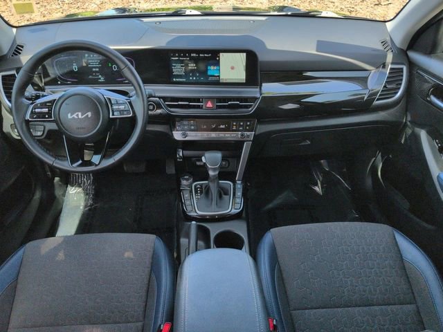 Used 2025 Kia Seltos S AWD/4WD image 15