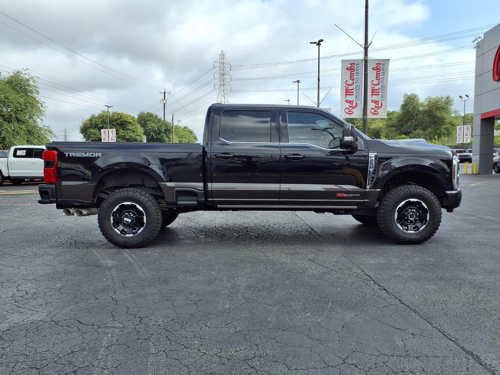 Certified 2025 Ford F250 King Ranch w/ Tremor Off-Road Package AWD/4WD image 5