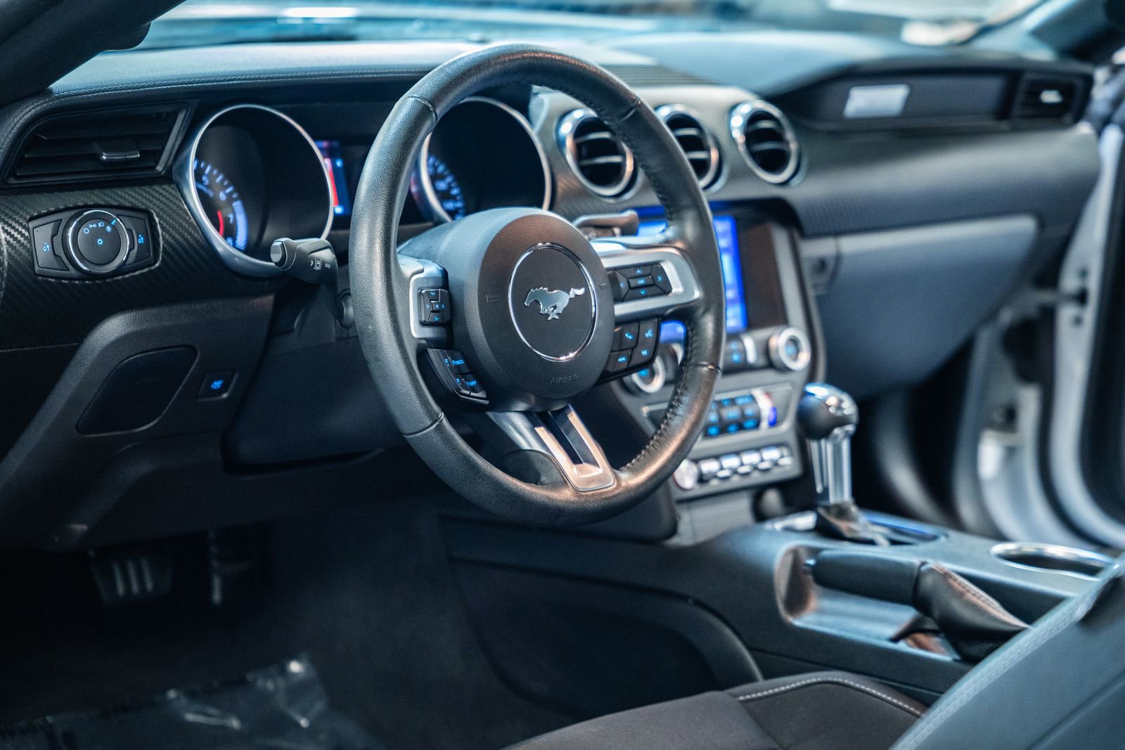 Certified 2022 Ford Mustang Coupe w/ Equipment Group 101A image 25