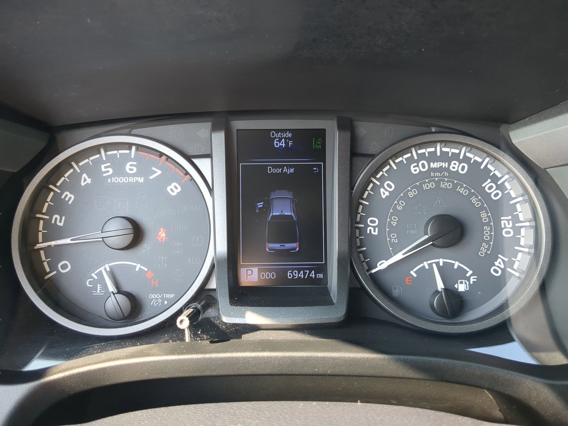 Used 2019 Toyota Tacoma TRD Sport image 60