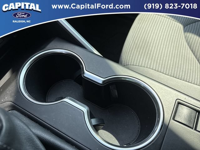 Used 2023 Toyota Highlander LE FWD image 31