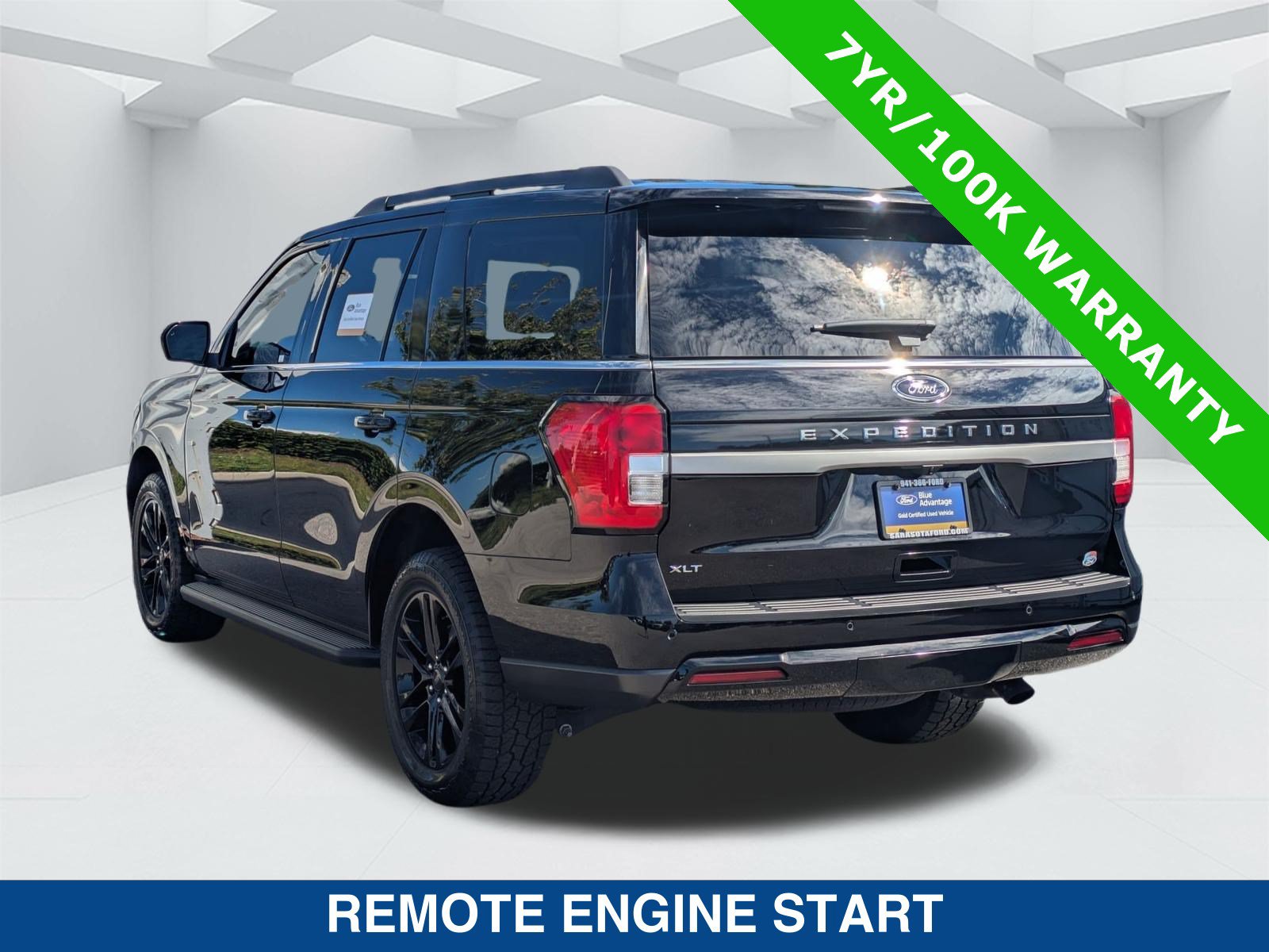 Certified 2024 Ford Expedition XLT RWD image 7