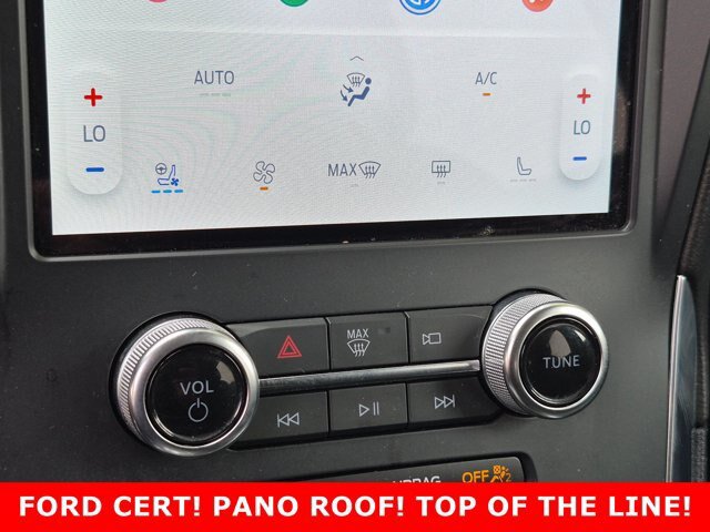 Certified 2024 Ford Edge Titanium w/ Equipment Group 301A AWD/4WD image 21