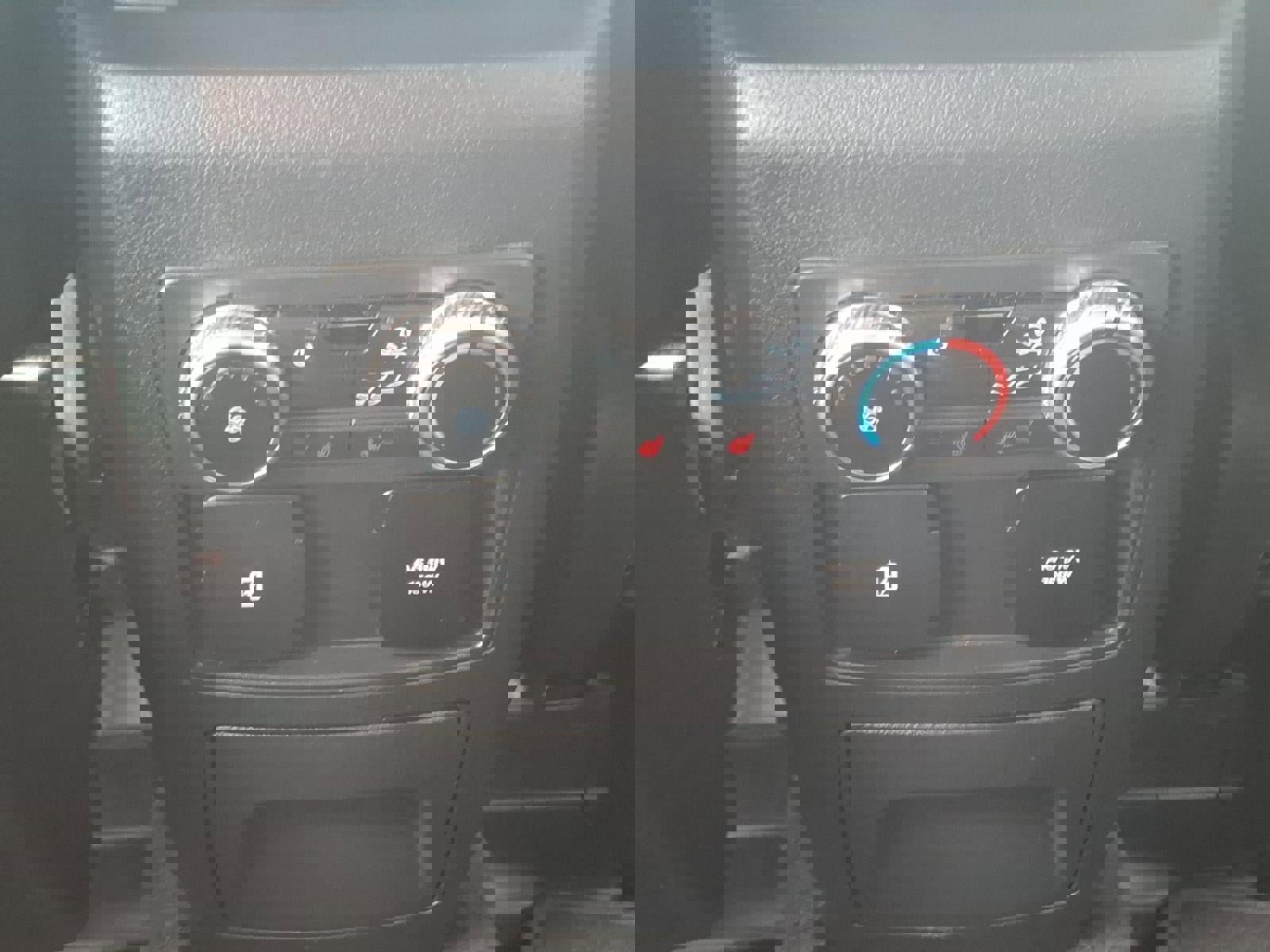 Certified 2023 Ford Explorer Limited w/ Limited Technology Package image 19