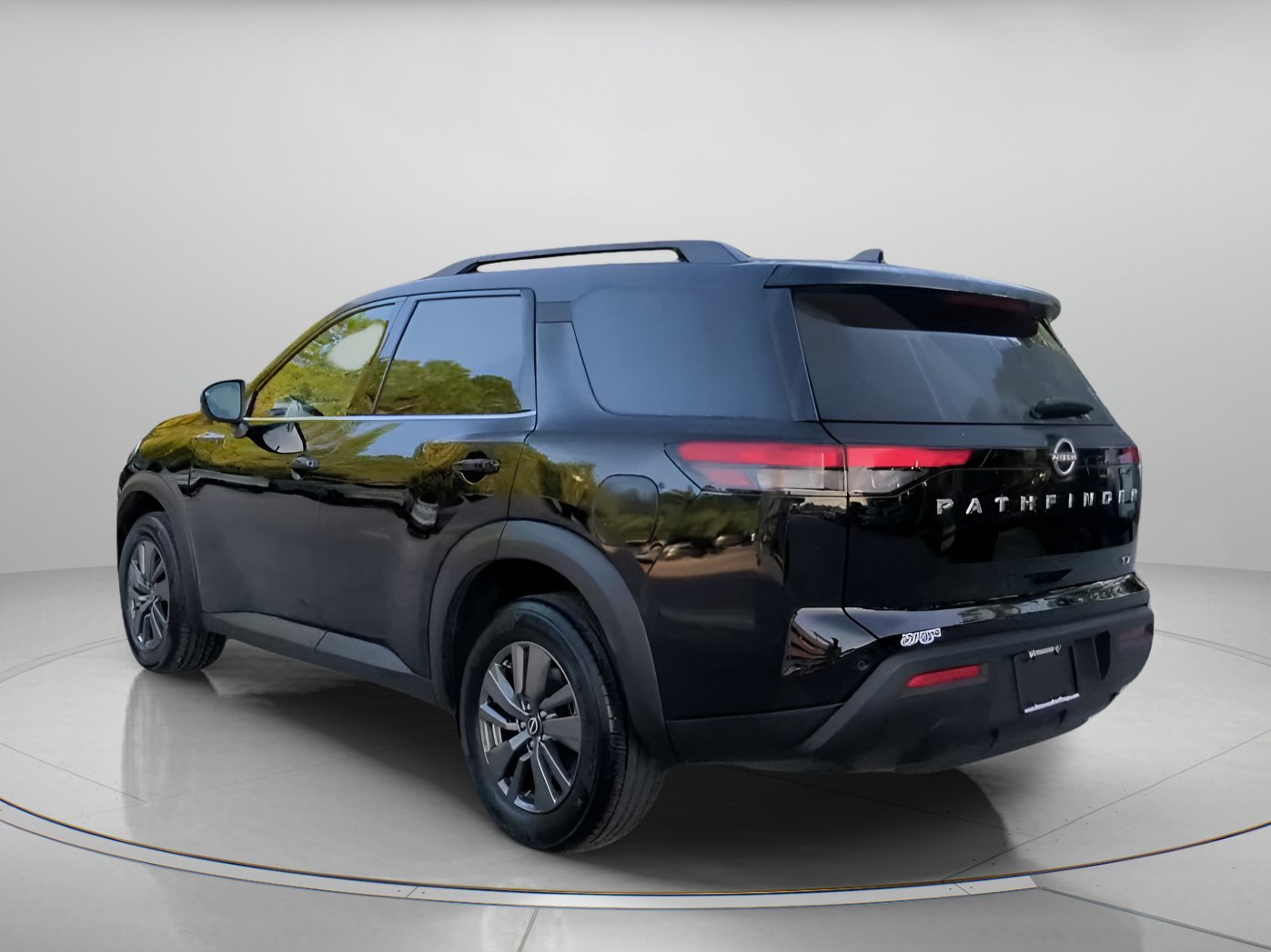 Used 2024 Nissan Pathfinder SV FWD image 21