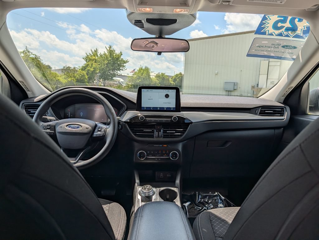 Certified 2025 Ford Escape Active FWD image 6