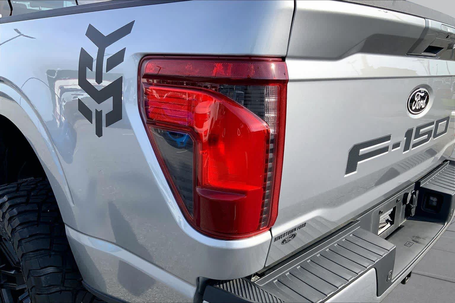 Certified 2024 Ford F150 XLT w/ Equipment Group 302A MID AWD/4WD image 27