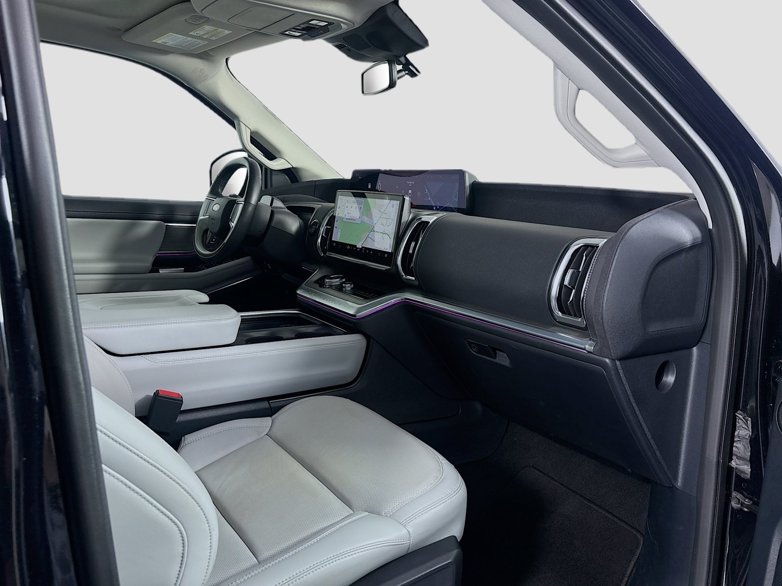 Certified 2025 Ford Expedition Platinum AWD/4WD image 32
